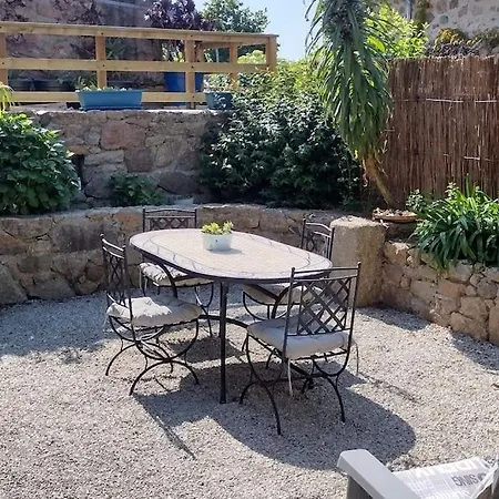 La Maison Du Pays - Parking & Terrasse * Cosqueville