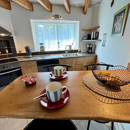 La Maison Du Pays - Parking & Terrasse Cosqueville